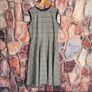 Danny & Nicole Midi Dress with pockets